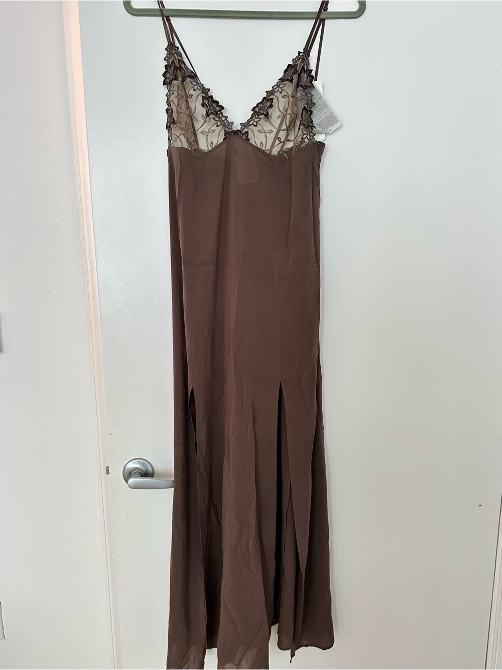 La Perla Silk Malizia Brown Lace-Trim Slip nightgown with Side Slits - Picture 6 of 14